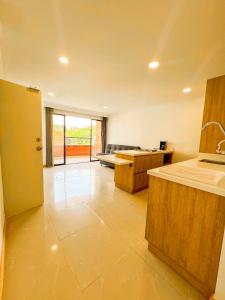 MEDELLIN ALOJAMIENTO EN Laureles