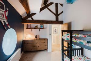 Sparrow Grove Retreat