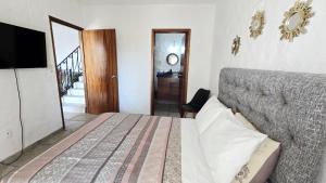 Familiar, amplio y con alberca