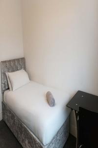 Spacious 4-Bedroom Home Near Eastville Park -Ideal for contractors and work stays