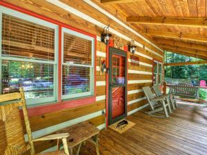 Dec. Disc, Skiing, Pets, Hot Tub, Firepit, Creeks