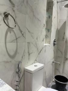 Elyu jasons home with netflix and parking