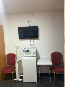 Pensión LF - No Fumadores - Habitaciones Con Baño Privado - Sin Ascensor