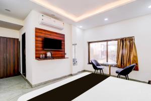 Hotel O Royal Palace