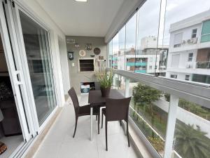 Apartamento 100 metros da praia