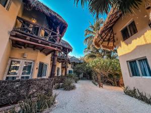 Holbox Dream Beachfront Hotel