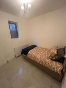 Good Priced Accommodation in Church Road, Northolt
