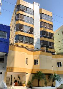 Apt bem localizado centro praia box WiFi ar-condicionar