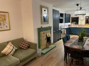 "Ivyholme" Superb Premium House in Central Durham Location