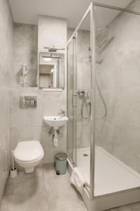 New! Studio with 3 Beds - Easy Access to Airport, City Center & WUM