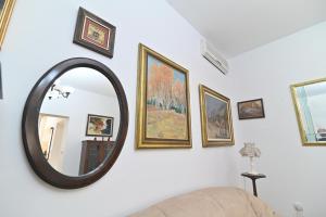 Botanical Hideout Apartment