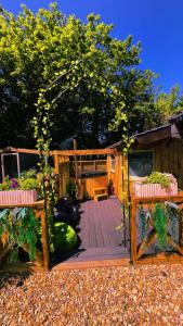 Woodsmoke Hollow cabin