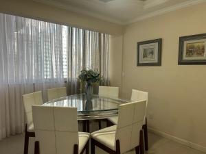 Aptos a apenas 210 m da Praia em Balneário Camboriú - EDIs