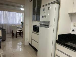 Aptos a apenas 210 m da Praia em Balneário Camboriú - EDIs