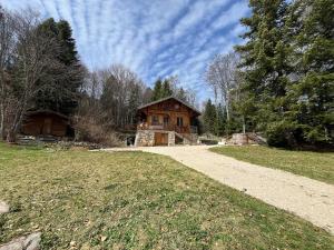 Chalet Clair Bois - La Féclaz avec bain nordique privé