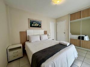 Apto no Centro de Itapema, a 200m do Mar EBM0122