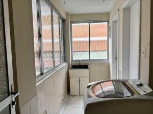 Apto no Centro de Itapema, a 200m do Mar EBM0122