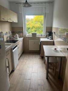 Dom Tobie bliski APARTAMENT W PARKU WARTA PRYWATNA KUCHNIA LAZIENKA PARKING