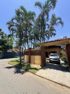 Casa para família - 10 pessoas - Itaguá - 3 quadras da orla