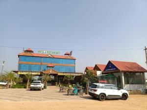 pushkar mountain valley