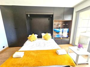 Stylish Studio in Lux city w terrace&parking