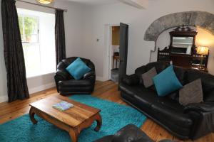 Wild Atlantic Way Historic House in the Burren 2 night min stay