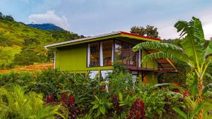 Cabañas Caeli, El Colibri, NEW La Fortuna Rainforest Cabin w Panoramic Views