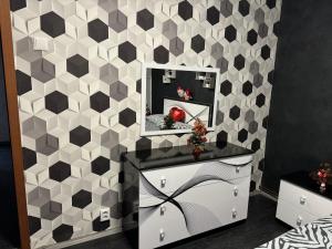 Apartament 2 camere, aprox 1,5 km distanta fata de Targul de Cracihn