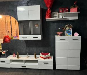 Apartament 2 camere, aprox 1,5 km distanta fata de Targul de Cracihn