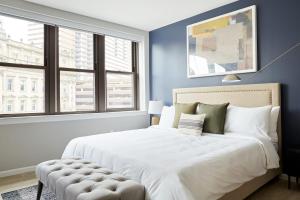 Kasa Cadillac Square Detroit