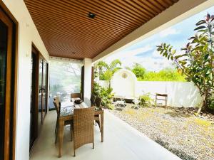 Modern Tropical Home in the City of Smile