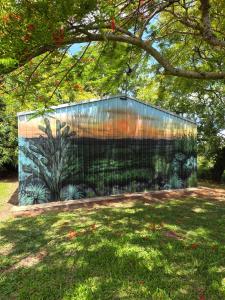 Mountain Retreat with ocean views and fireplace