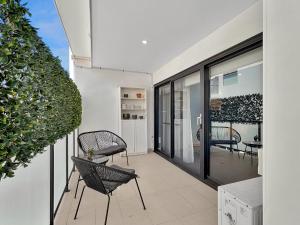 Peaceful 1-Bed Unit in Leafy Yokine