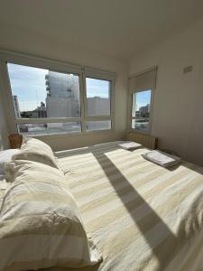 Alquiler temporal con cochera privada zona centro