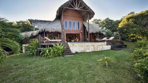 Brisa del Mar Oceanfront Luxury vacation rental on Private Estate