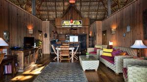 Brisa del Mar Oceanfront Luxury vacation rental on Private Estate