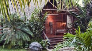 Brisa del Mar Oceanfront Luxury vacation rental on Private Estate