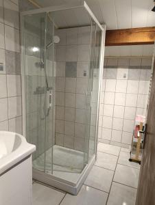 Charming Two-Room Apartment - Large Living Room & Kitchen