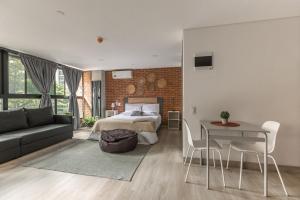 Kyux Building, Style and Comfort