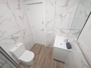 Spacious 3BR Condo With Pool, Wifi & Near Beach