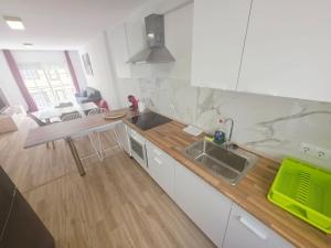 Spacious 3BR Condo With Pool, Wifi & Near Beach