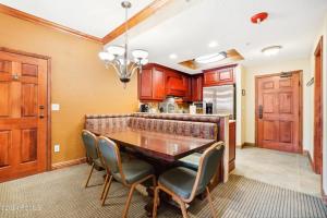 Ski inout at Westgate, 1BR Condo, Resort amenities, Multiple Pools, Onsite Spa, & Restaurant 3806A