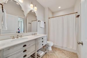 Dream Big by GSVR - Beachview Family ReHome with Big Pool & Elevator - FREE Activities and Golf