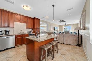 Dream Big by GSVR - Beachview Family ReHome with Big Pool & Elevator - FREE Activities and Golf