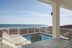 Southern Holiday by GSVR - Luxurious Beachfront Home with Private Pool - FREE Activities and Golf