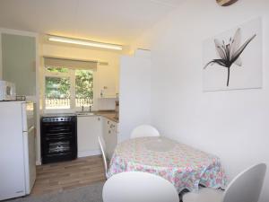 2 Bed in Weybourne WEYHP