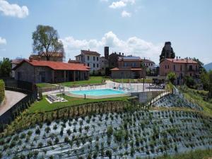 Spacious apartment in Poppi with shared pool