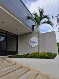 Alojamiento Nuevo en Piso 24 con WiFi Rápido y Vista al Mar, Cerca al Centro Histórico