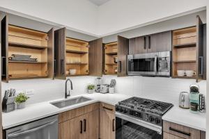 FiDi Studio w Work Setup by Anyplace - 11679