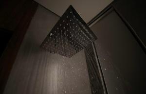 استديو انيق هادى بجلسة جانبية